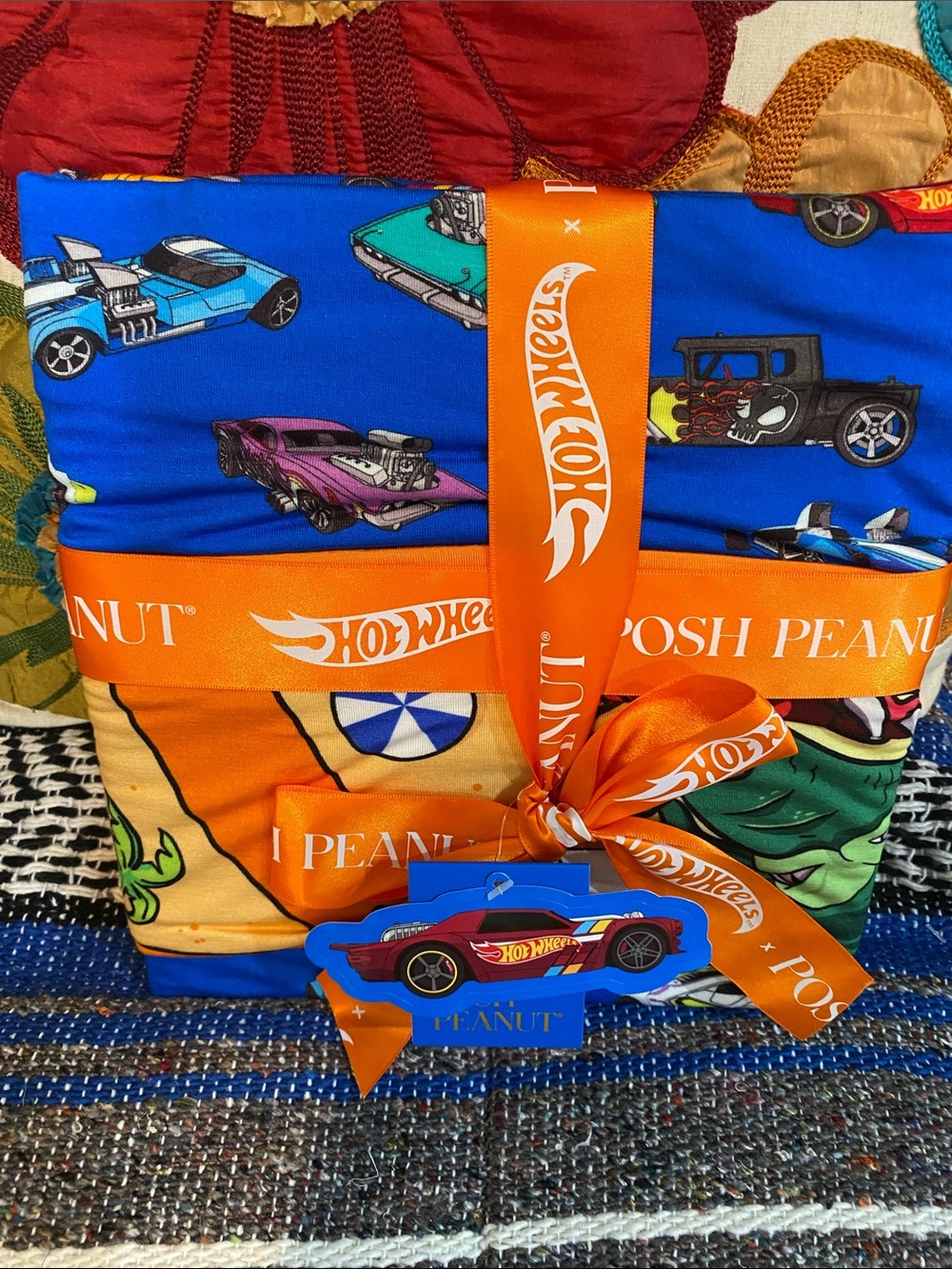 Posh Peanut Bright Blue Hot Wheels Kids Blanket Set with Orange Accents - Picture 5 of 8